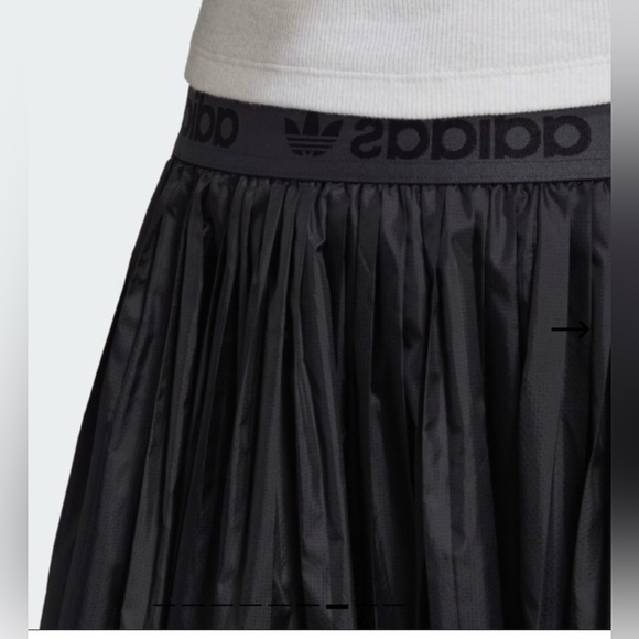 NWT Adidas Pleated MIDI Skirt Black.  Size M - Picture 6 of 13